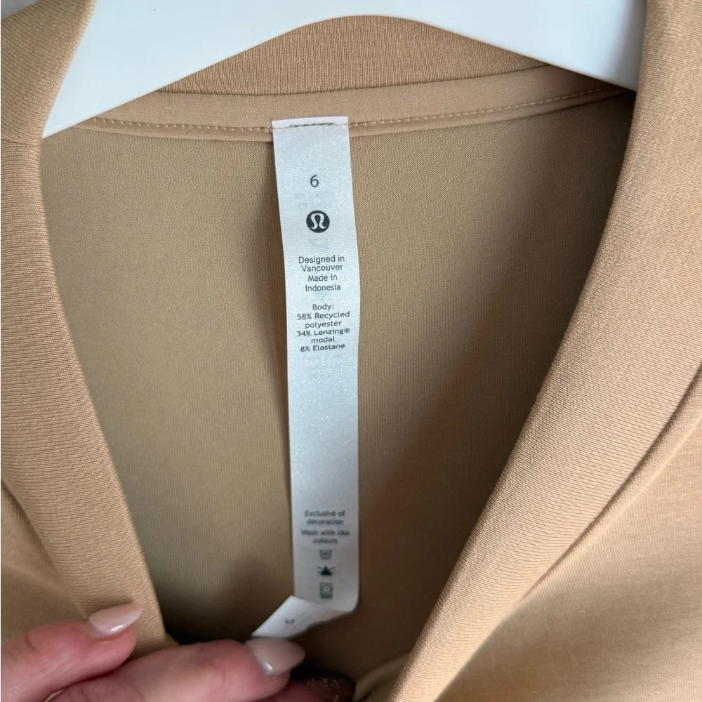 lululemon athletica Women's Crewneck Sweatshirt in Beige - Picture 4 of 5